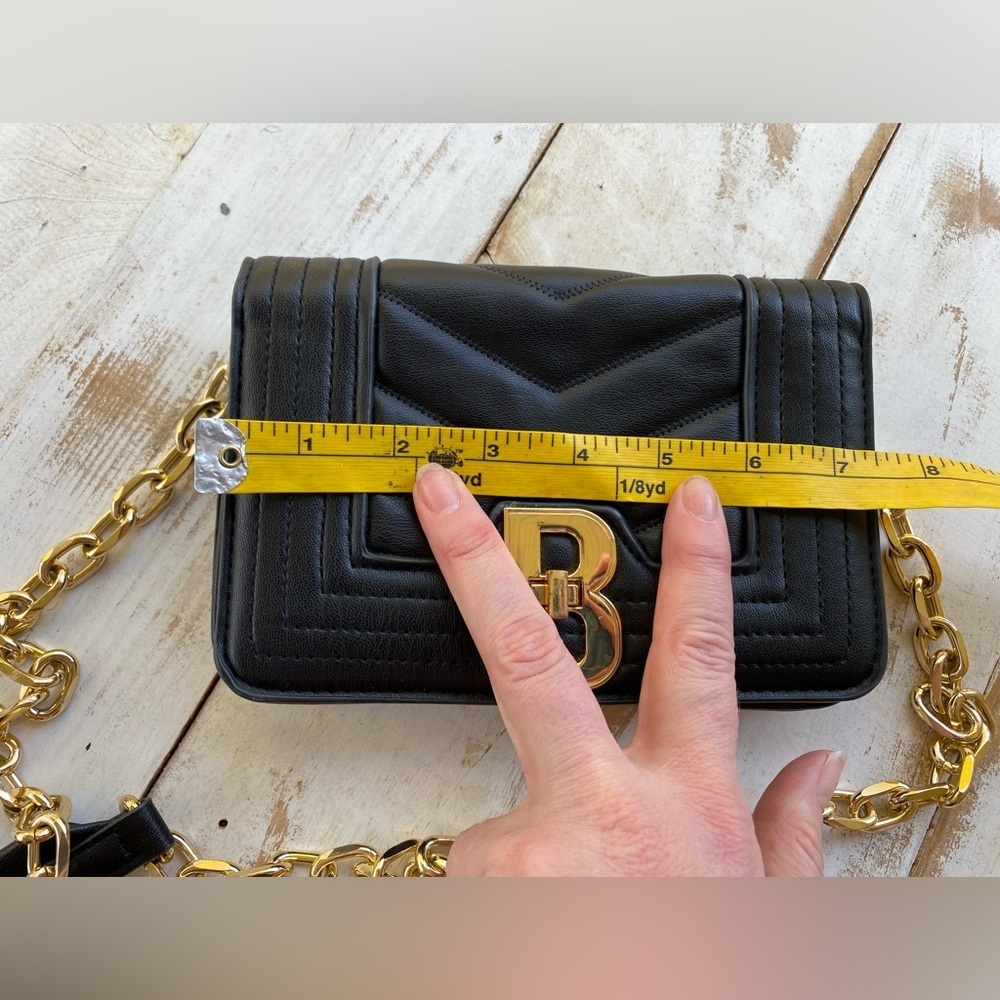 BEBE Katrina Quilted black leather purse Crossbody Bag gold tone magnetic close - Picture 11 of 13